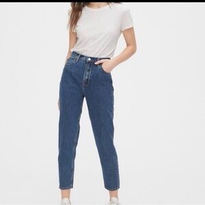 GAP Denim Women's mom Jean size 8/29 NWT